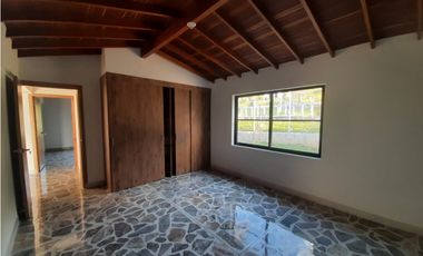Casa en Arriendo en Envigado Sector La Mina
