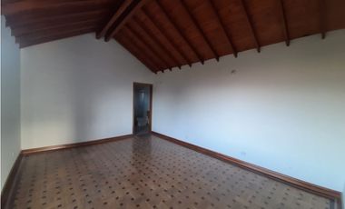 Casa en Arriendo en Envigado Sector La Mina