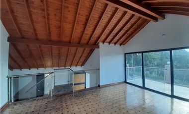 Casa en Arriendo en Envigado Sector La Mina