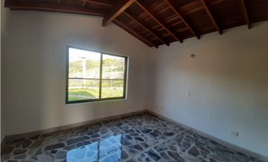 Casa en Arriendo en Envigado Sector La Mina