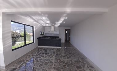 Casa en Arriendo en Envigado Sector La Mina