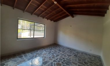 Casa en Arriendo en Envigado Sector La Mina
