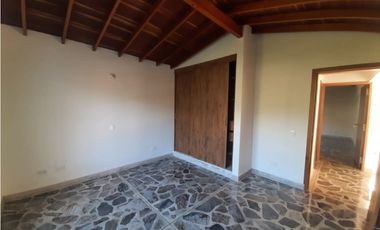 Casa en Arriendo en Envigado Sector La Mina