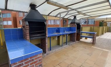 apartamento en venta en c.r caminos del bosque piso 4 sin ascensor. Cod V14103