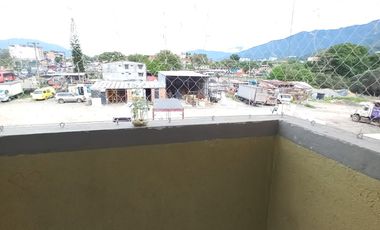 apartamento en venta en c.r caminos del bosque piso 4 sin ascensor. Cod V14103