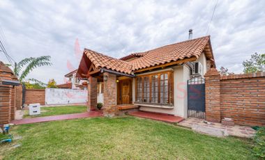 Venta de casa familiar 5 Dorm. en María Lucía