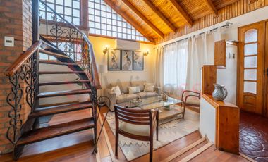 Venta de casa familiar 5 Dorm. en María Lucía