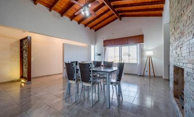 VENTA  - Casa - 3 dormitorios - Arroto Boulevard , Arroyo Seco