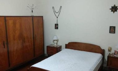 CASA 3 AMB. AMPLIO FONDO LIBRE OPORTUNIDAD!!!