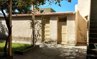 CASA 3 AMB. AMPLIO FONDO LIBRE OPORTUNIDAD!!!