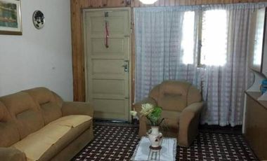 CASA 3 AMB. AMPLIO FONDO LIBRE OPORTUNIDAD!!!