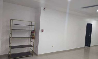 Alquiler de departamento Planta Baja con permiso comercial- Sector Mall del Sol