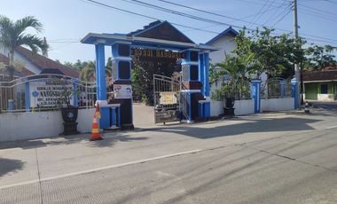 RUMAH MEWAH 2 LANTAI DI SOLO TIMUR DEKAT