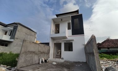 Rumah Townhouse Murah 2 Lantai Denpasar Free Pajak + Cashback