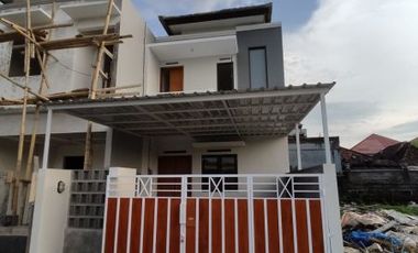 Rumah Townhouse Murah 2 Lantai Denpasar Free Pajak + Cashback