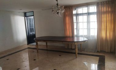 DIJUAL RUMAH (Ada Kolam Renan)DI JL. HJ NAMIN CIPETE KEBAYORAN BARU JAKARTA SELATAN