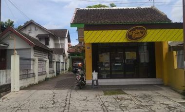 Dijual Rumah Dan Tempat Usaha Hanya 50 Meter Dari Masjid Jogokariyan Di Jogokariyan Yogyakarta