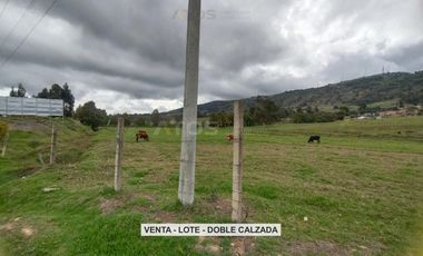 lote en venta en doble calzada. Cod V4981