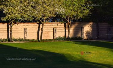 RANCHO DE LUJO CON PICADERO Y SALON DE EVENTOS EN EL SUR DE ZM GUADALAJARA