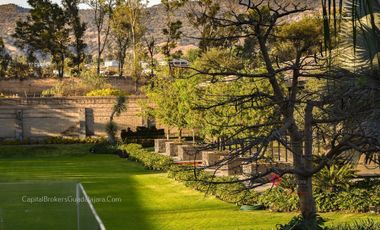 RANCHO DE LUJO CON PICADERO Y SALON DE EVENTOS EN EL SUR DE ZM GUADALAJARA
