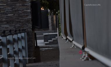 RANCHO DE LUJO CON PICADERO Y SALON DE EVENTOS EN EL SUR DE ZM GUADALAJARA