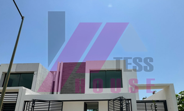 Casa En Venta En Fraccionamiento Diamante, Manzanillo, Col.