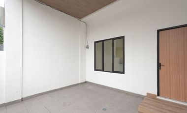 Rumah Hook SHM 15 Menit ke Mall Summarecon Bekasi Bebas Banjir J-38768