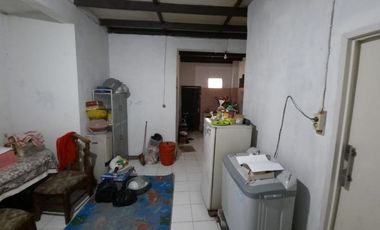 Dijual rumah Mainroad dekat pasar parakan muncang
