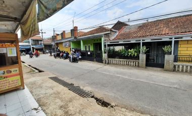 Dijual rumah Mainroad dekat pasar parakan muncang