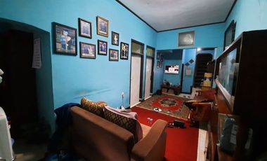 Dijual rumah Mainroad dekat pasar parakan muncang
