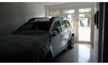 casa en venta en el barrio el Amparo a margen izquierda
