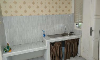 rumah siap huni kawasan ramai lingkungan tenang di jalan delima