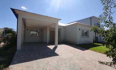 Casa en Alquiler en Santa Lucia, Pilar del Este, Pilar, G.B.A. Zona Norte, Argentina