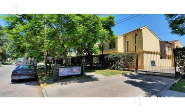 VENTA DUPLEX 4 AMB C/COCH Y PILETA (BARRIO AYRES DE QUILMES)- EXCELENTE ESTADO!!