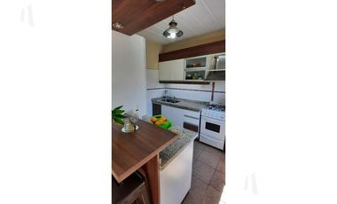 VENTA DUPLEX 4 AMB C/COCH Y PILETA (BARRIO AYRES DE QUILMES)- EXCELENTE ESTADO!!