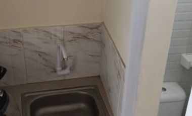 Disewakan rumah baru 2 lantai bebas banjir dekat pusat bisnis jakarta pusat