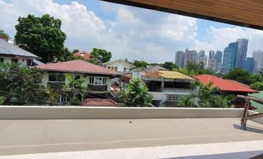 5 Bedrooms HOUSE and LOT FOR SALE in White Plains, Quezon City
