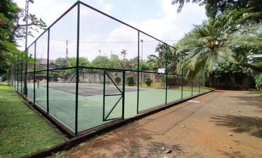 Town House di Jeruk Purut dg Kolam Renang dan Taman & Semi Furnished HSE-A0480