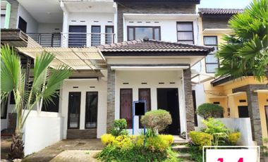 Rumah 2 Lantai Luas 104 di belakang BNS kota Batu Malang