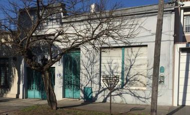 Casa en venta en Haedo Chico