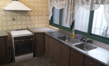 Casa en venta en Haedo Chico