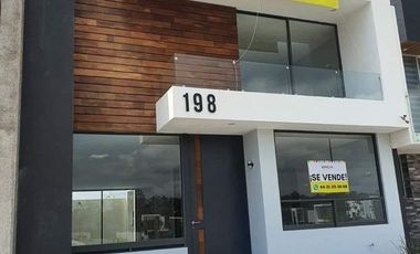 CASA EN MISION DE LA MONTAÑA