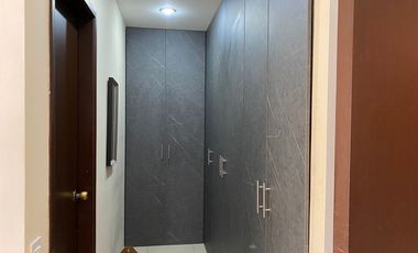 Vendo hermosa casa en Samborondon (J Luna)