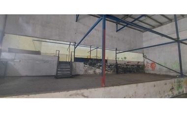 ALQUILER O VENTA DE LOTE COMERCIAL CON BODEGA EN VIA ESPAÑA