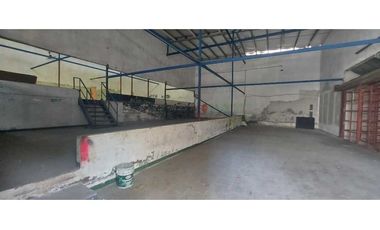 ALQUILER O VENTA DE LOTE COMERCIAL CON BODEGA EN VIA ESPAÑA