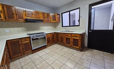 Casa en sector Las Quintas