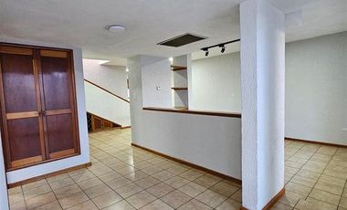 Casa en sector Las Quintas