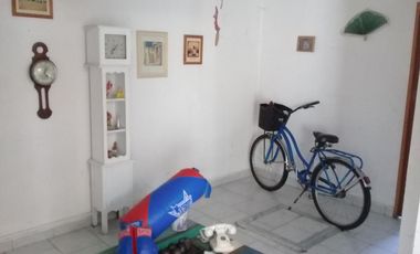 EXCELENTE CASA EN 2 PLANTAS