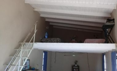 EXCELENTE CASA EN 2 PLANTAS