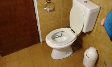 EXCELENTE CASA EN 2 PLANTAS